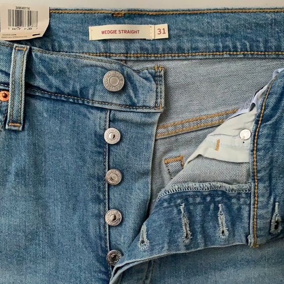 LEVI'S Wedgie High Rise Straight Jeans- Lt Indigo - Picture 5 of 9